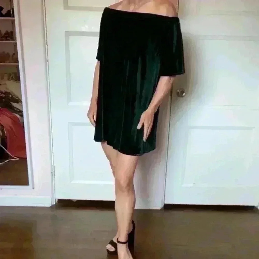 Gianni Bini green velvet babydoll dress off the shoulder mini christmas size L - Picture 4 of 13